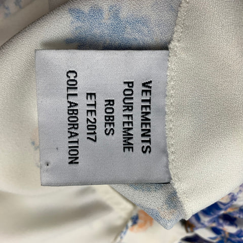 VETEMENTS par Demna Gvasalia Taille S Blanc Bleu Floral Polyester Wrap Robe Longue
