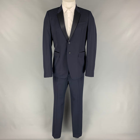 BURBERRY PRORSUM Taille 38 Costume de smoking à revers cranté en laine vierge bleu marine régulier