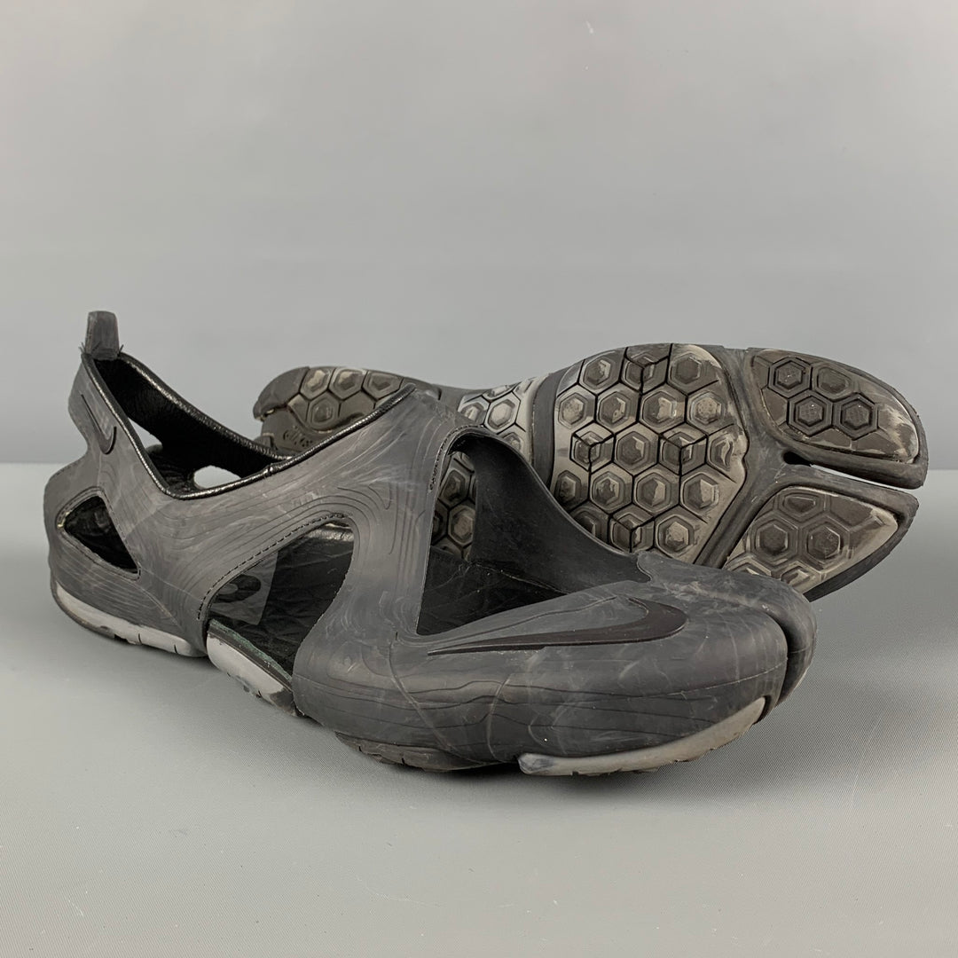 NIKE Size 11 Black Marbled TPU Split Toe ACG Free Rift Sandals