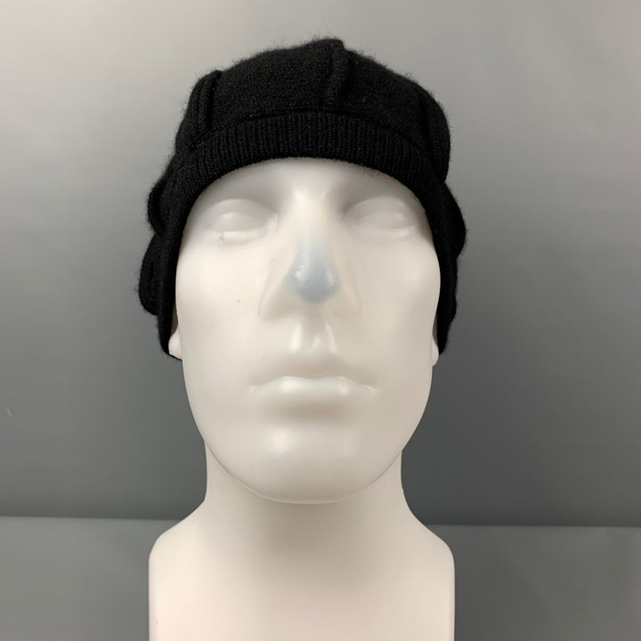 PATRICIA UNDERWOOD Black Knitted Cashmere Hat