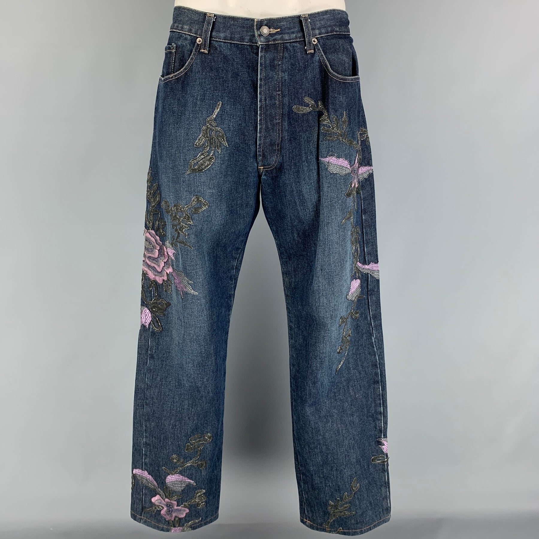 GUCCI by Tom Ford Fall 1999 Size 38 Blue Lavender Gunmetal Floral  Embroidery Denim Jeans