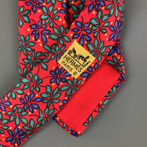 HERMES 7365 PA Cravate En Soie Imprimé Poinsettias Multicolores Rouges