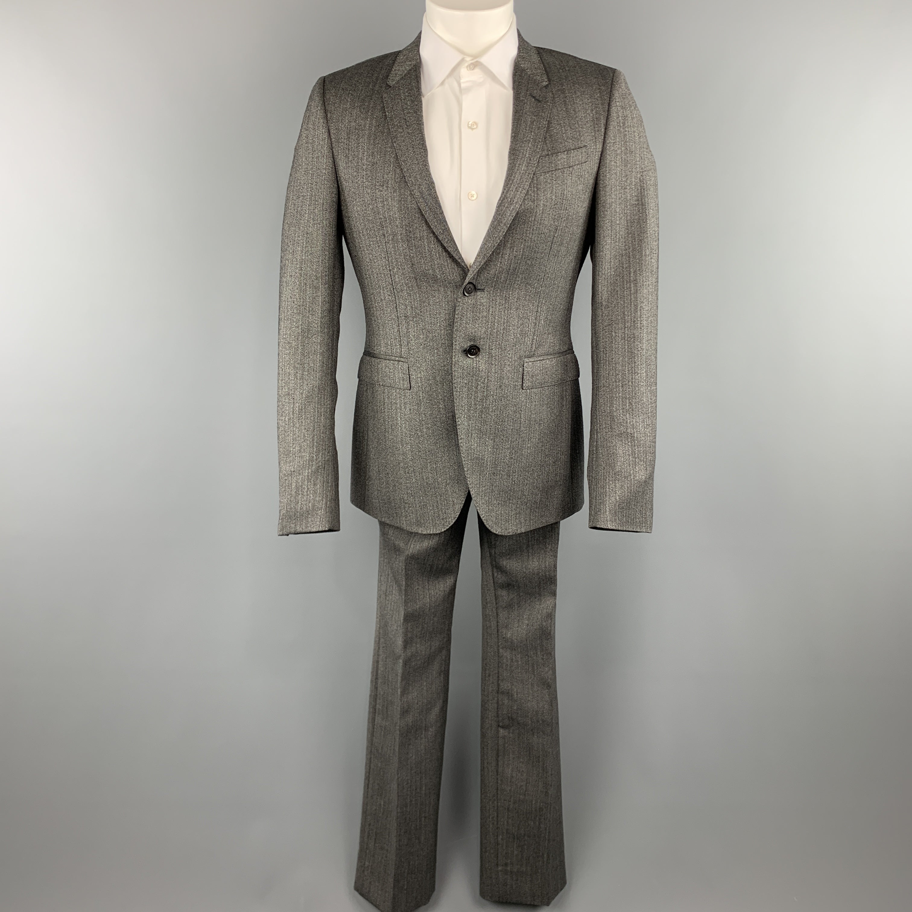 BURBERRY PRORSUM 40 Grey Herringbone Wool 32 x 32 Notch Lapel Suit