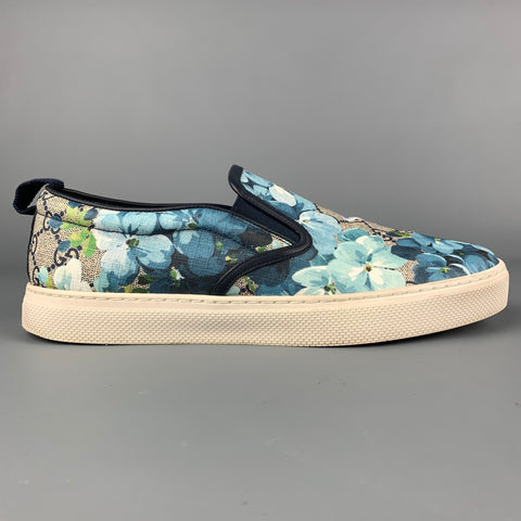 GUCCI GG Supreme Monogram Blooms Dublin Talla 9 Zapatillas sin cordones de lona con revestimiento floral azul y blanco