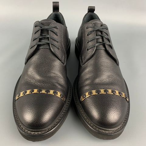 SALVATORE FERRAGAMO Talla 9 Cordones de punta de cuero negro