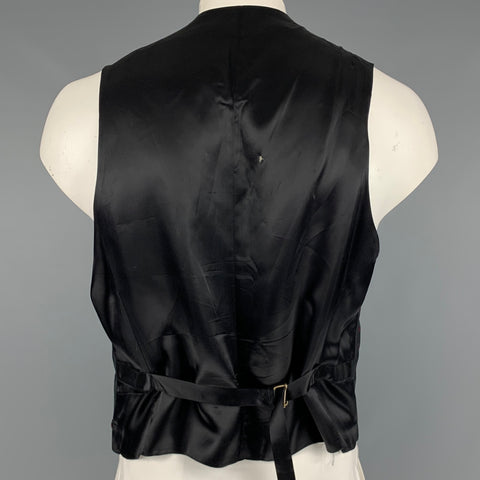 NEIMAN MARCUS Size XL Black Burgundy Jacquard Silk Buttoned Vest