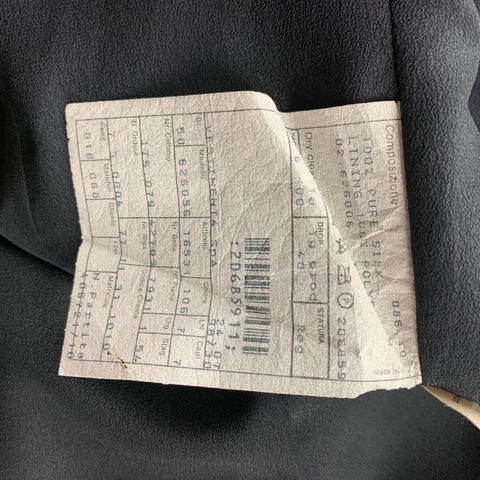 GIORGIO ARMANI Taille 6 Veste boutonnée sans col en soie noire