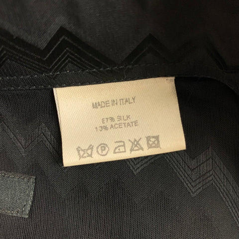 GUCCI by Tom Ford Spring-Summer 2000 Size M Black Zig Zag Silk Acetate French Cuff Shirt