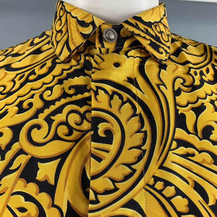 GIANNI VERSACE Talla XS Camisa de manga larga con tapeta oculta de seda con estampado dorado y negro