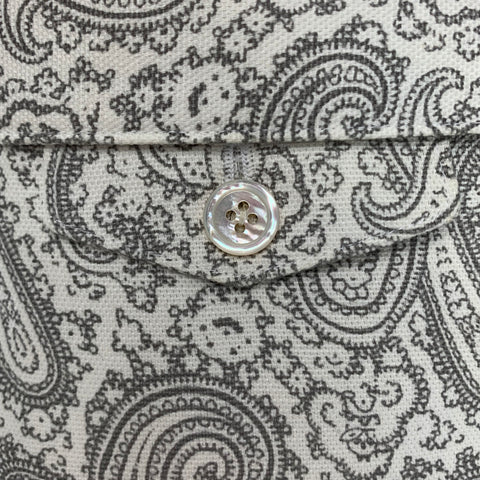 BLACK FLEECE Size 32 White Grey Paisley Cotton Belted Shorts
