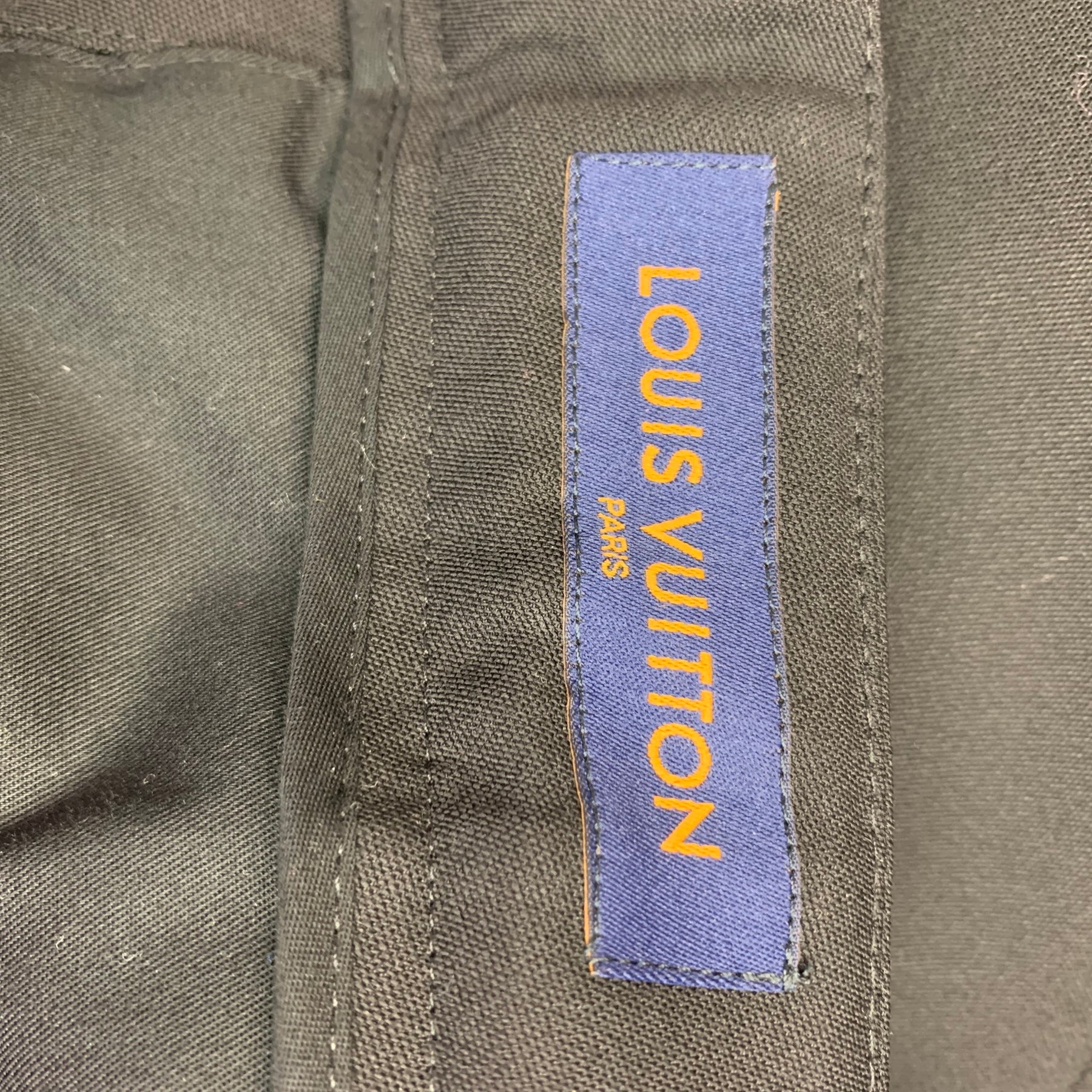 LOUIS VUITTON Size 36 Black Solid Wool Blend Zip Fly Dress Pants