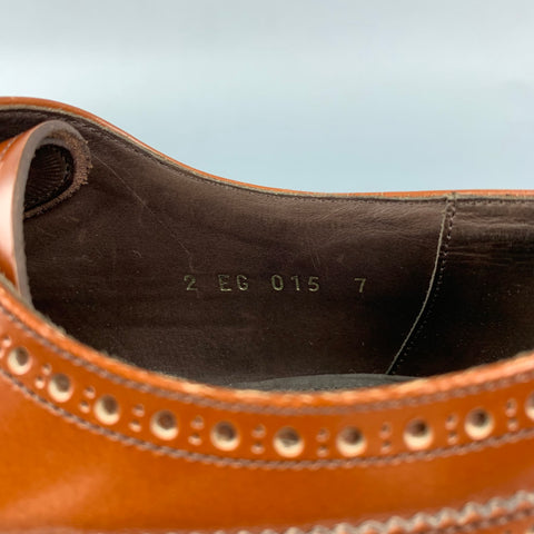 PRADA Taille 8 Chaussures à lacets en cuir perforé marron