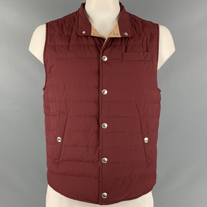 BRUNELLO CUCINELLI Chaleco con broches de nailon acolchado burdeos Talla XL