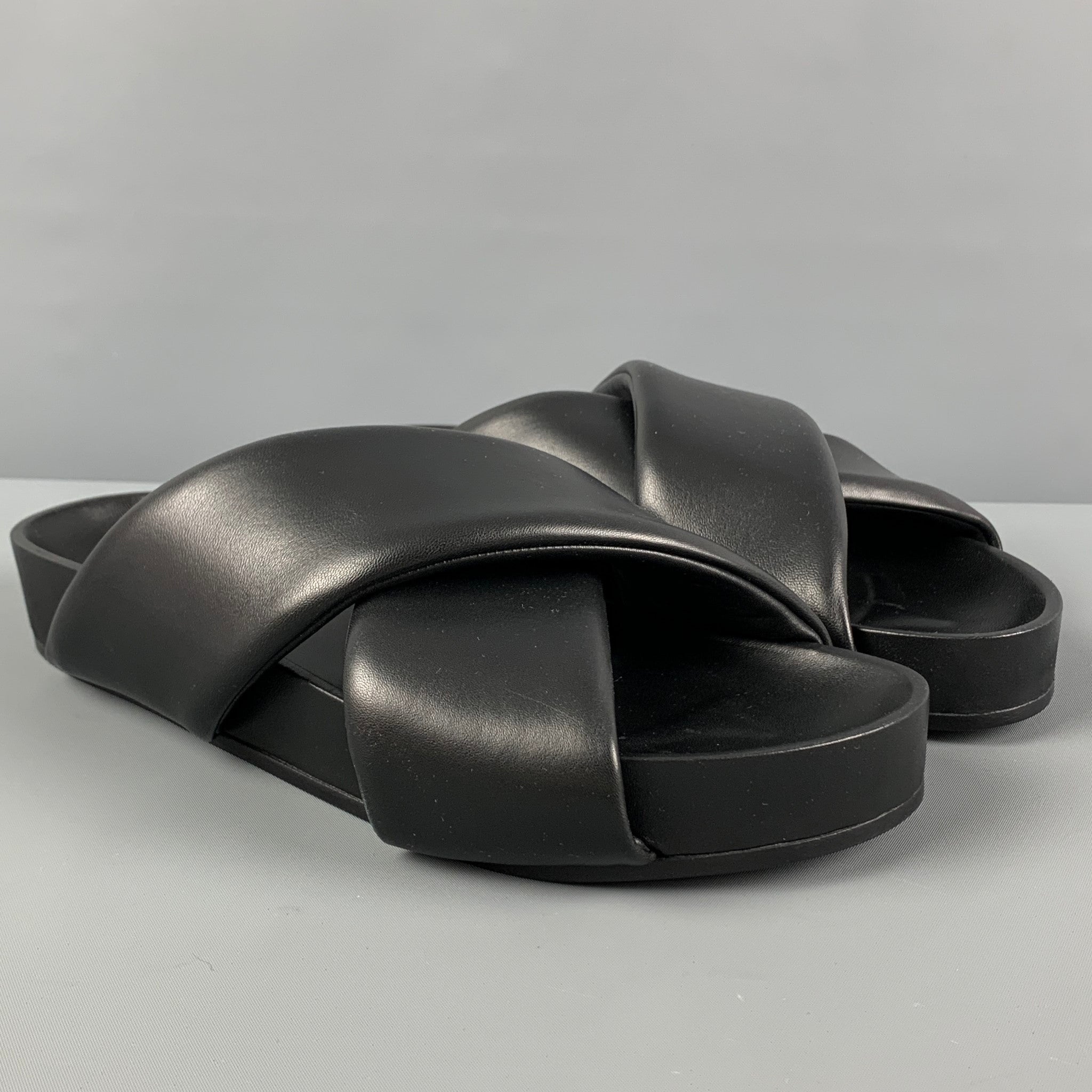 JIL SANDER Size 10 Black Leather Slip On Sandals – Sui