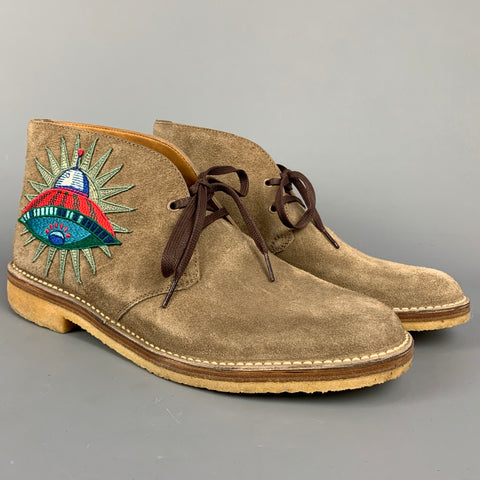GUCCI Size 11 Taupe Textured Suede Crepe Sole Chukka Boots