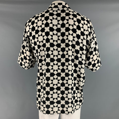 VERSUS by GIANNI VERSACE Size M Black White Geometric Rayon Short Sleeve Shirt