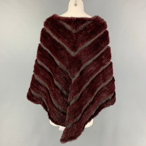 VINTAGE Size One Size Burgundy Mink Woven Poncho Cape