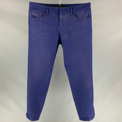 GUCCI Size 32 Navy Cuffed Casual Pants