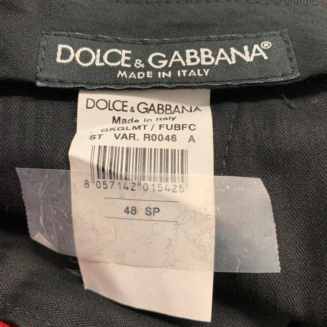 DOLCE & GABBANA Chest Size 38 Red Solid Wool  Elastane Peak Lapel 30 29 Suit