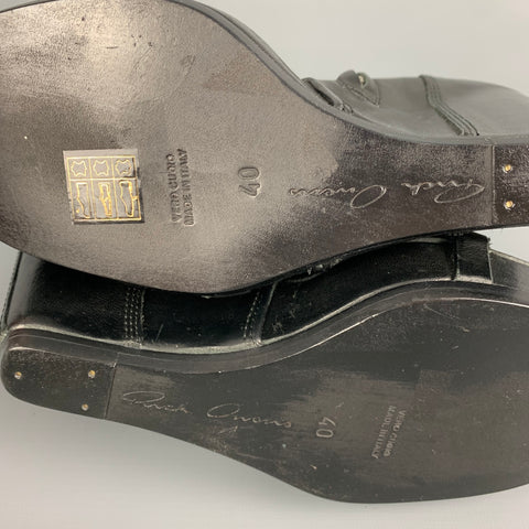RICK OWENS Talla 10 Botas de cuña con punta abierta de cuero negro