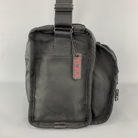 Sac messager en toile de nylon noir TUMI
