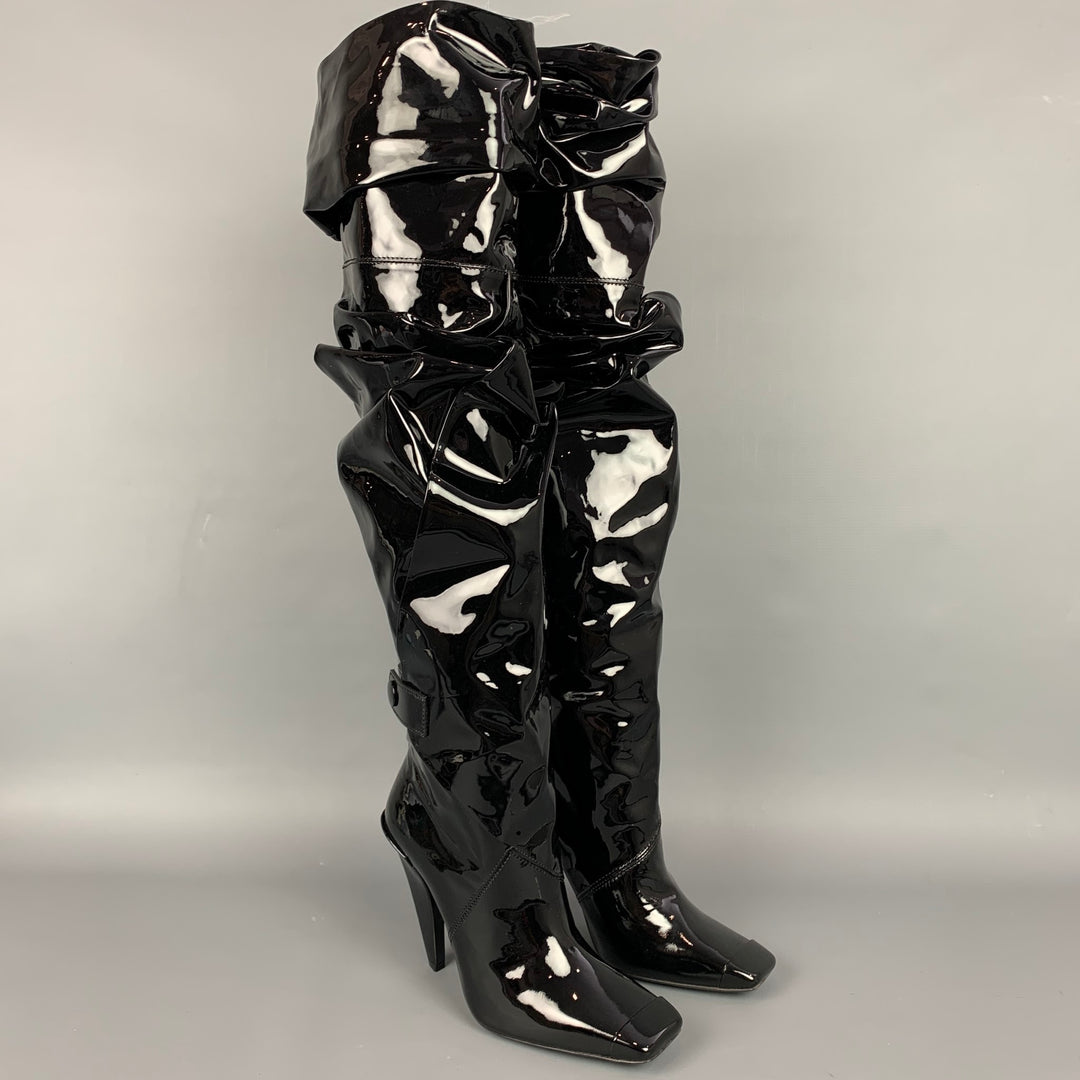 TOM FORD Size 7.5 Black Patent Leather Scrunched 105mm Boots