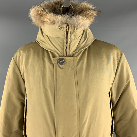 EDDIE BAUER Chaqueta con botones y cremallera de nailon liso color caqui talla L