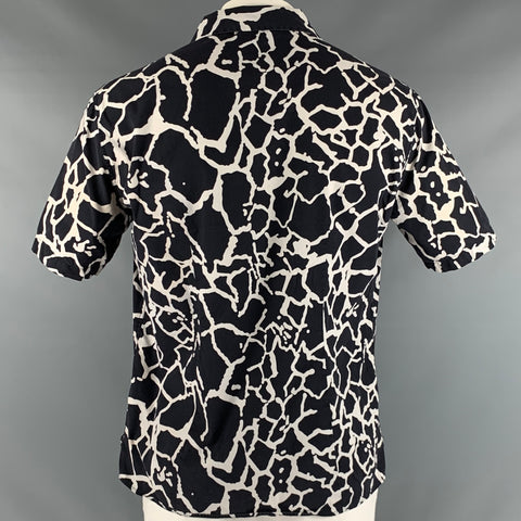 VERSACE Size XXL Black White Abstract Cotton Short Sleeve Shirt