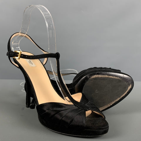 PRADA Talla 10 Sandalias de plataforma de ante de seda negra