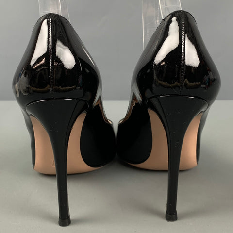 GIANVITO ROSSI Size 7.5 Black Patent Leather Classic Pumps