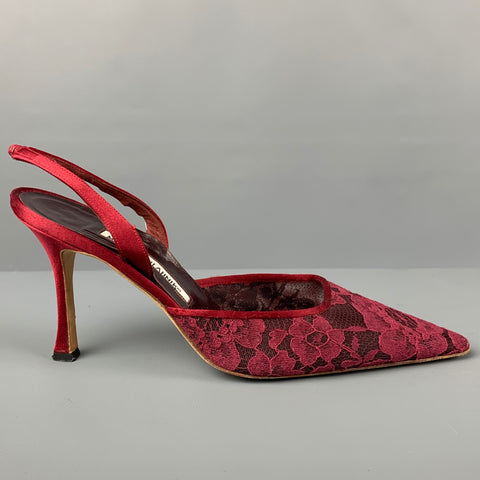 MANOLO BLAHNIK Talla 8.5 Zapatos de tacón con tira trasera de encaje burdeos