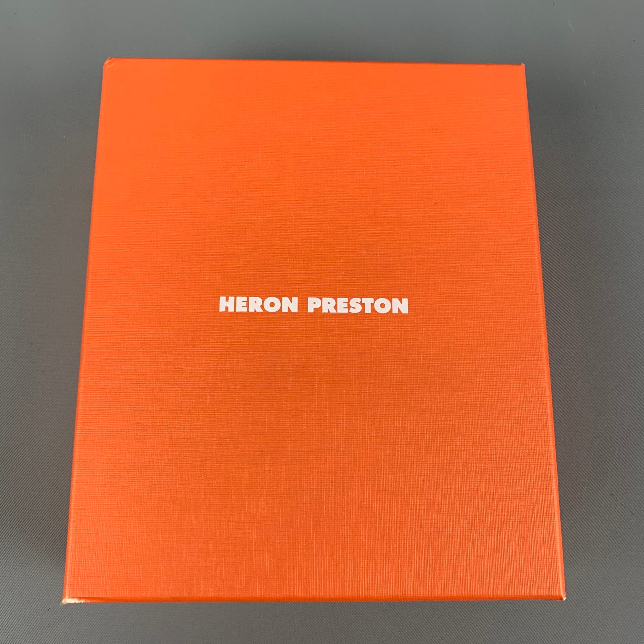 HERON PRESTON Silver Tone Orange Dip Dye Bracelet – Sui Generis