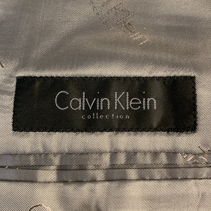 CALVIN KLEIN COLLECTION Size 40  Silver Heather Wool / Silk Peak Lape Sport Coat