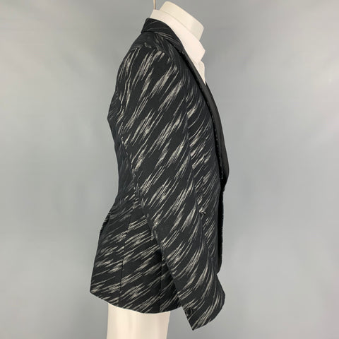 JUST CAVALLI Size 38 Black Grey Jacquard Wool Blend Peak Lapel Sport Coat