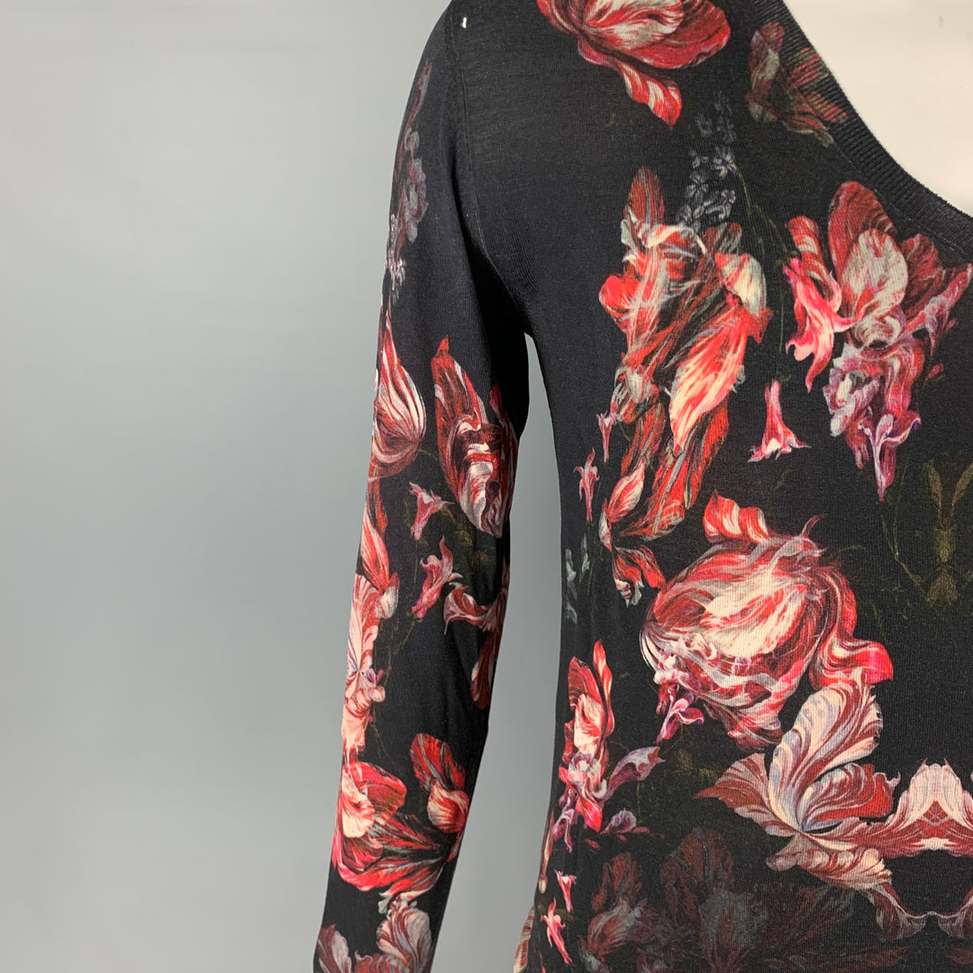 ALEXANDER MCQUEEN Size S Black Red Floral Wool V-Neck Pullover