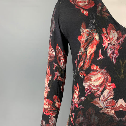 ALEXANDER MCQUEEN Size S Black Red Floral Wool V-Neck Pullover
