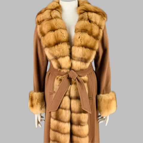 VINTAGE Taille M Manteau ceinturé en fourrure de cachemire camel