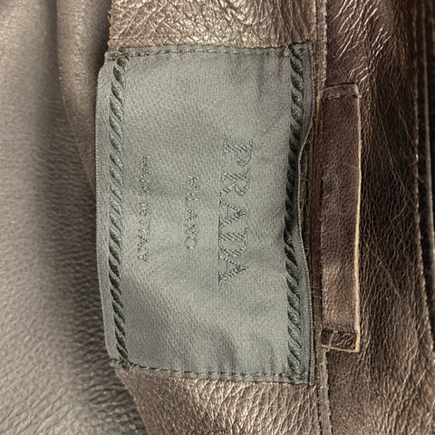PRADA Taille 38 Veste à boutons-pression cachés en cuir marron foncé