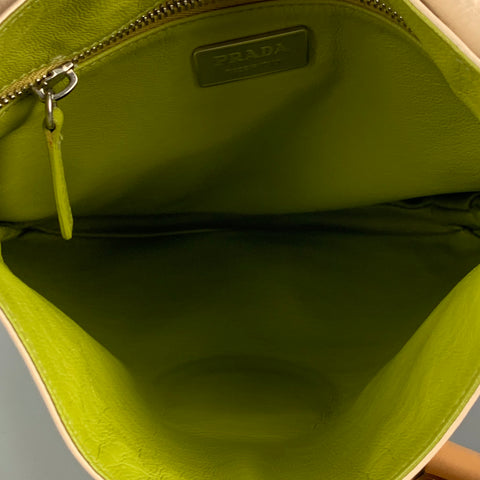 PRADA Sac à bandoulière en cuir crème avec pompon