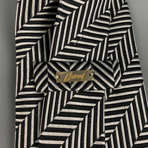 BRIONI Black White Herringbone Silk Tie