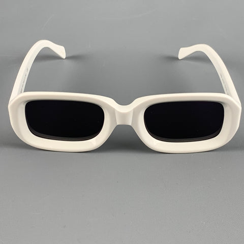 ILLESTEVA White Acetate Sunglasses