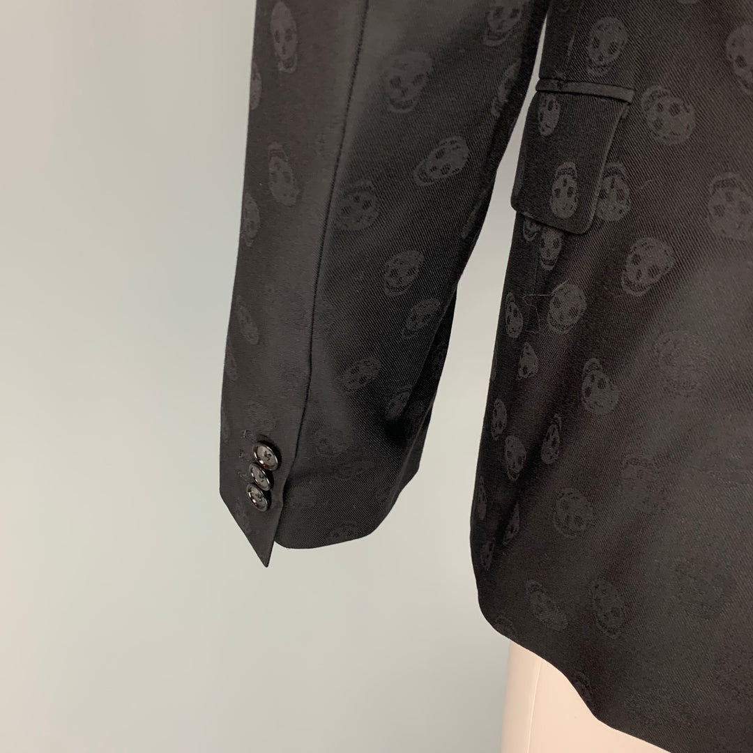ALEXANDER MCQUEEN Size 42 Black Skull Print Wool Notch Lapel Sport Coat