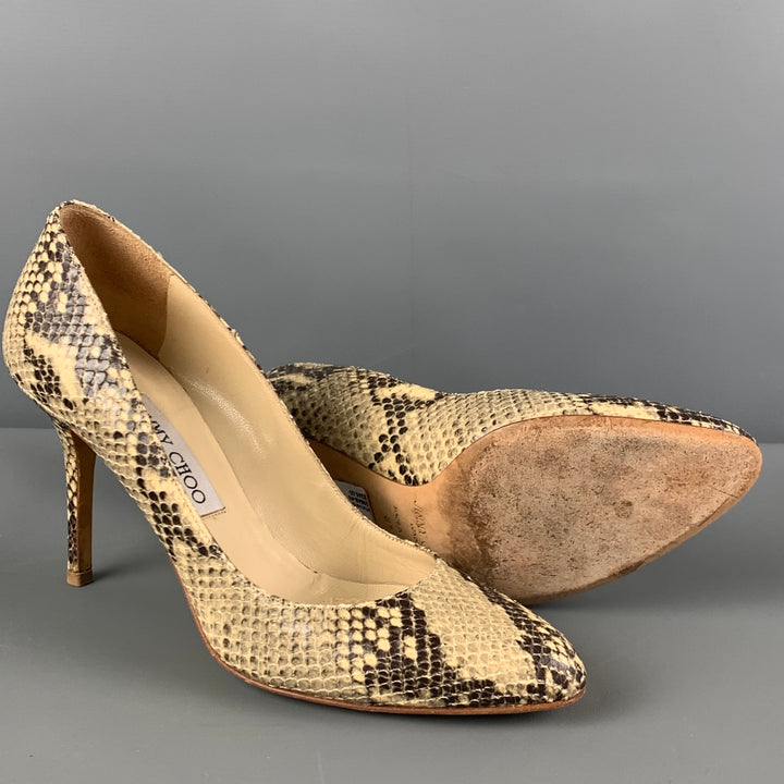 JIMMY CHOO Zapatos de tacón de aguja con piel de serpiente beige Talla 7