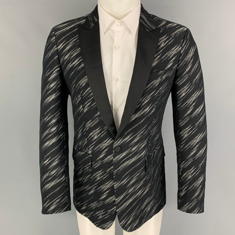 JUST CAVALLI Size 38 Black Grey Jacquard Wool Blend Peak Lapel Sport Coat