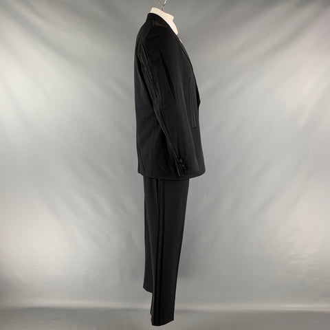 MOSCHINO Size 46 Black Solid Polyamide-Blend Notch Lapel Tuxedo