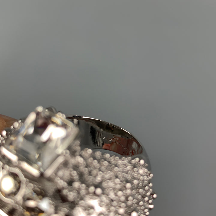 ON AURA TOUT VU PARIS Rhodium Plated Swarovski Crystal Jumbo Cocktaill Ring