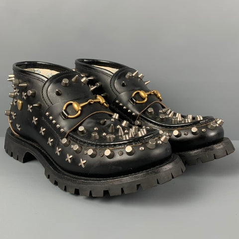 Botas sin cordones de cuero con tachuelas negras GUCCI talla 10