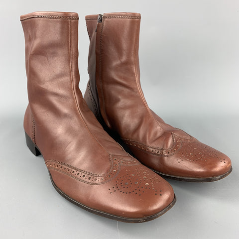MIU MIU Taille 11 Bottes à bout d'aile en cuir perforé marron