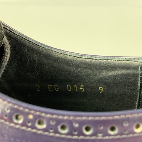 PRADA Taille 10 Chaussures à lacets en cuir perforé blanc marine