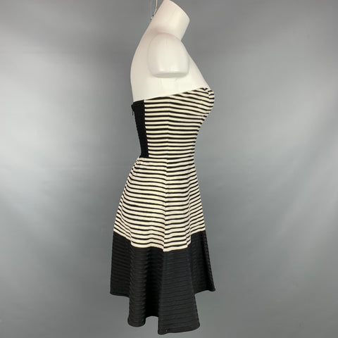 PARKER Taille XS Robe bustier en soie à rayures noires et blanches